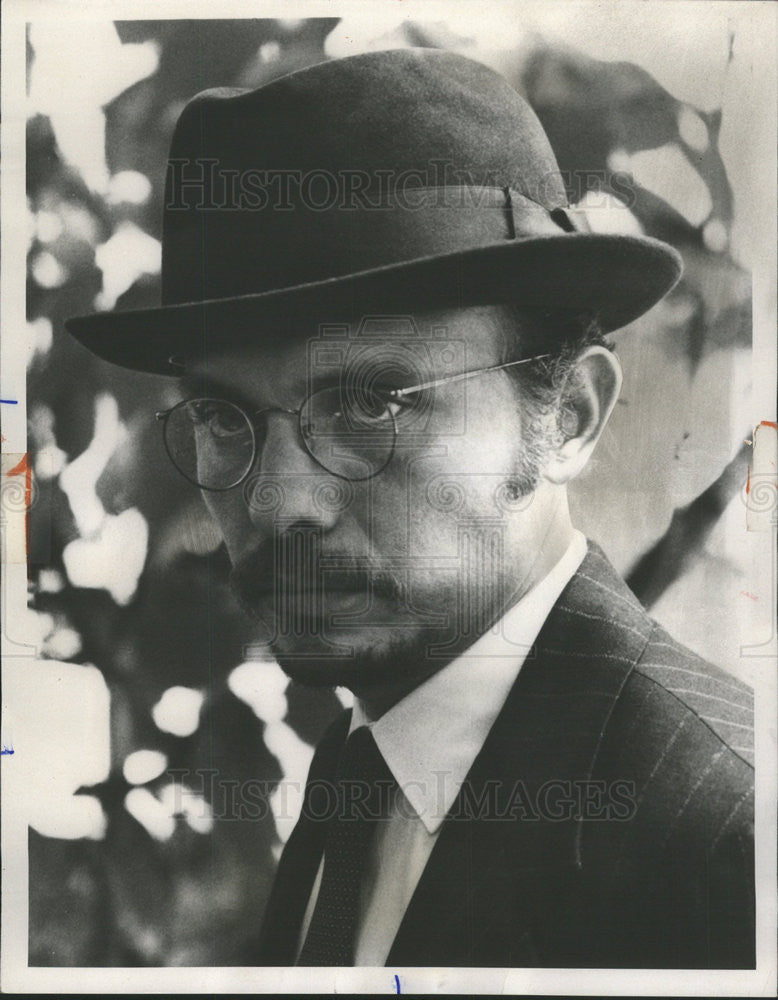 1970 Press Photo Hector Elizondo in &quot;Kojak&quot; - Historic Images