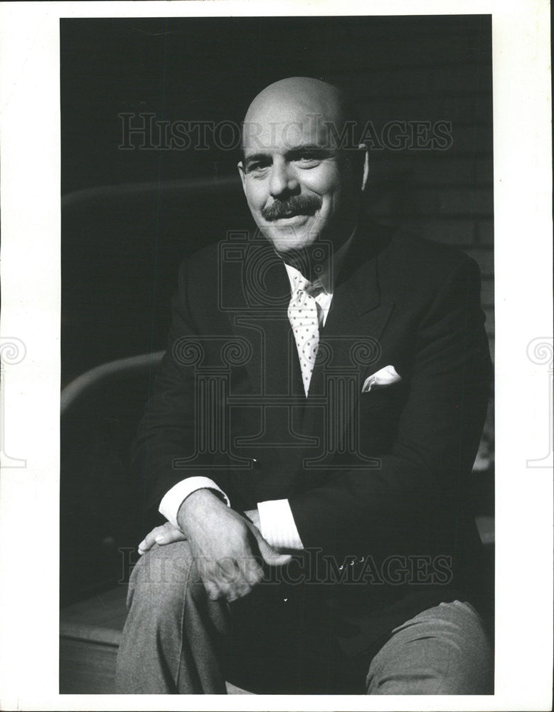 1984 Press Photo Rene Enriquez - Historic Images