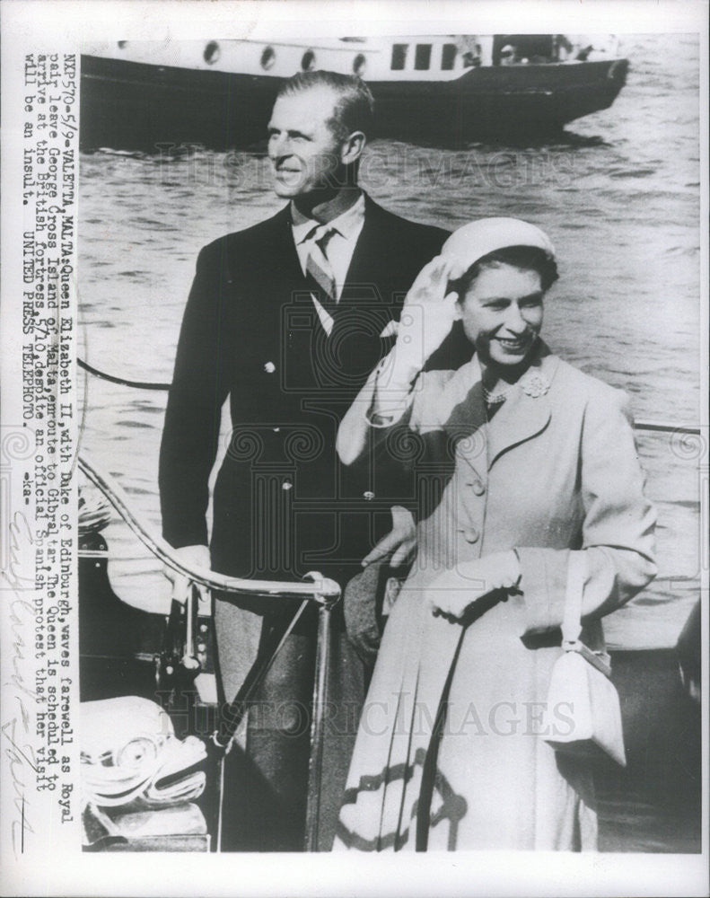 1954 Press Photo Queen Elizabeth II with Duke of Edinburgh - Historic Images