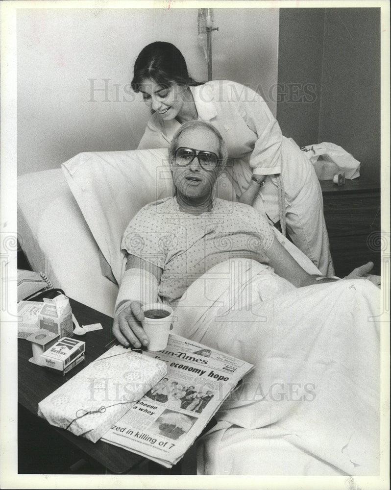 1982 Press Photo Sgt. Geoffrey Wilson Recovers From Knife Wounds: Lutheran Hosp. - Historic Images