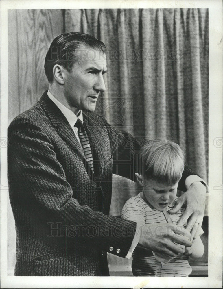 1967 Press Photo DR. LENDON SMITH ABC&#39;S THE CHILDREN&#39;S DOCTOR - Historic Images