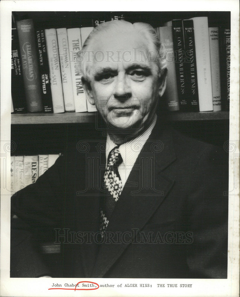 1976 Press Photo John Chabot Smith, author of ALGER HISS,The True Story - Historic Images