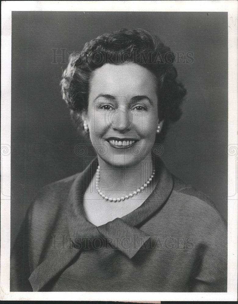 1961 Press Photo US Treasurer Elizabeth Rudel Smith - Historic Images