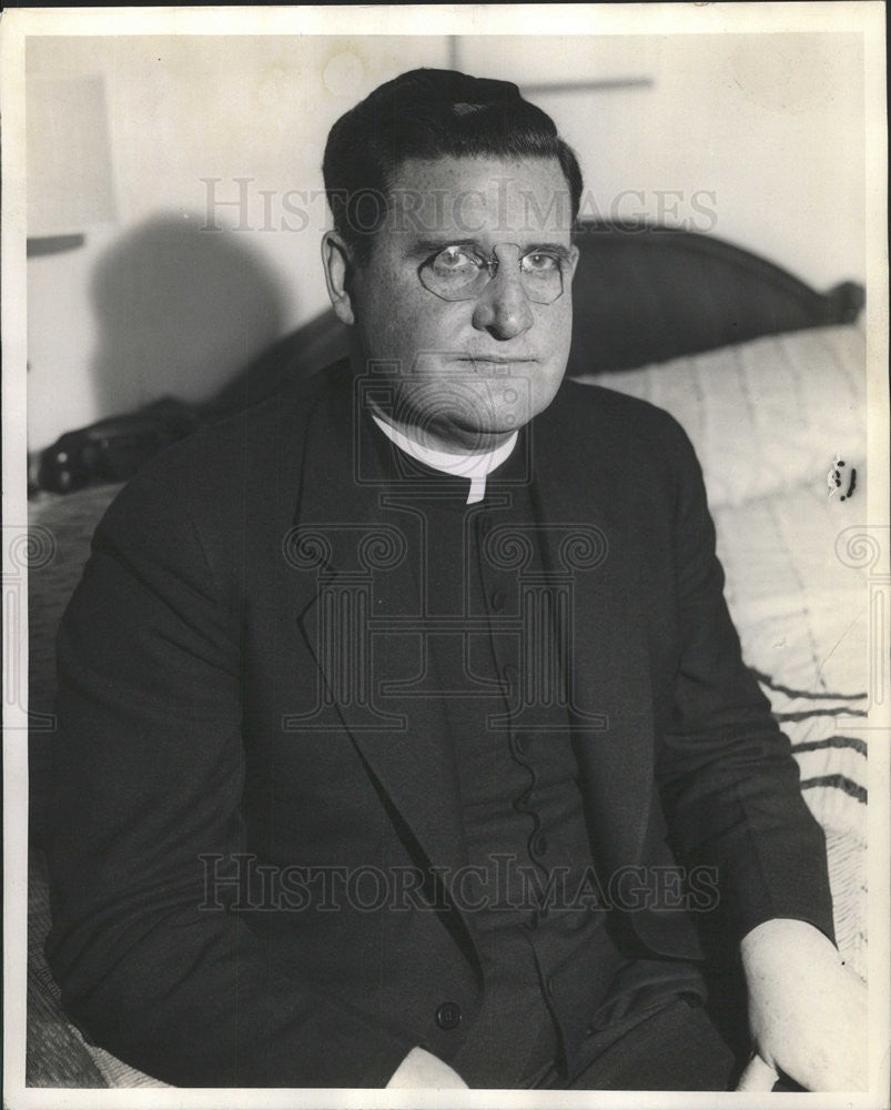 1940 Press Photo Rev Bryan J. McEntegart,Natl Catholic Charities - Historic Images