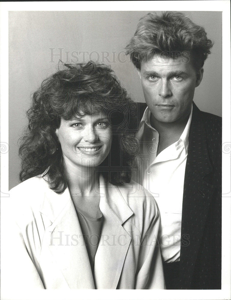 1987 Press Photo Nicholas Campbell and Peggy Smithhart stars in &quot;Diamonds&quot; - Historic Images