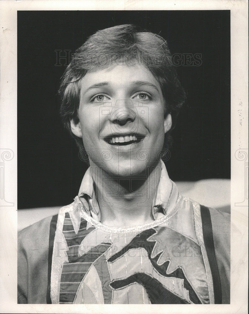 1985 Press Photo George Newbern Actor - Historic Images