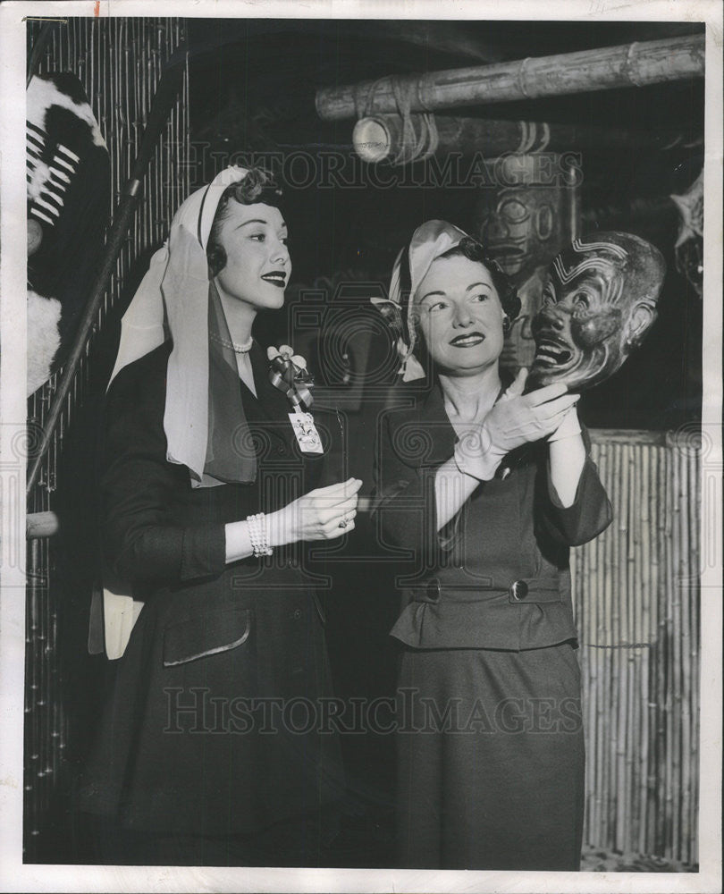 1957 Press Photo Mrs Francis B Newcomb - Historic Images