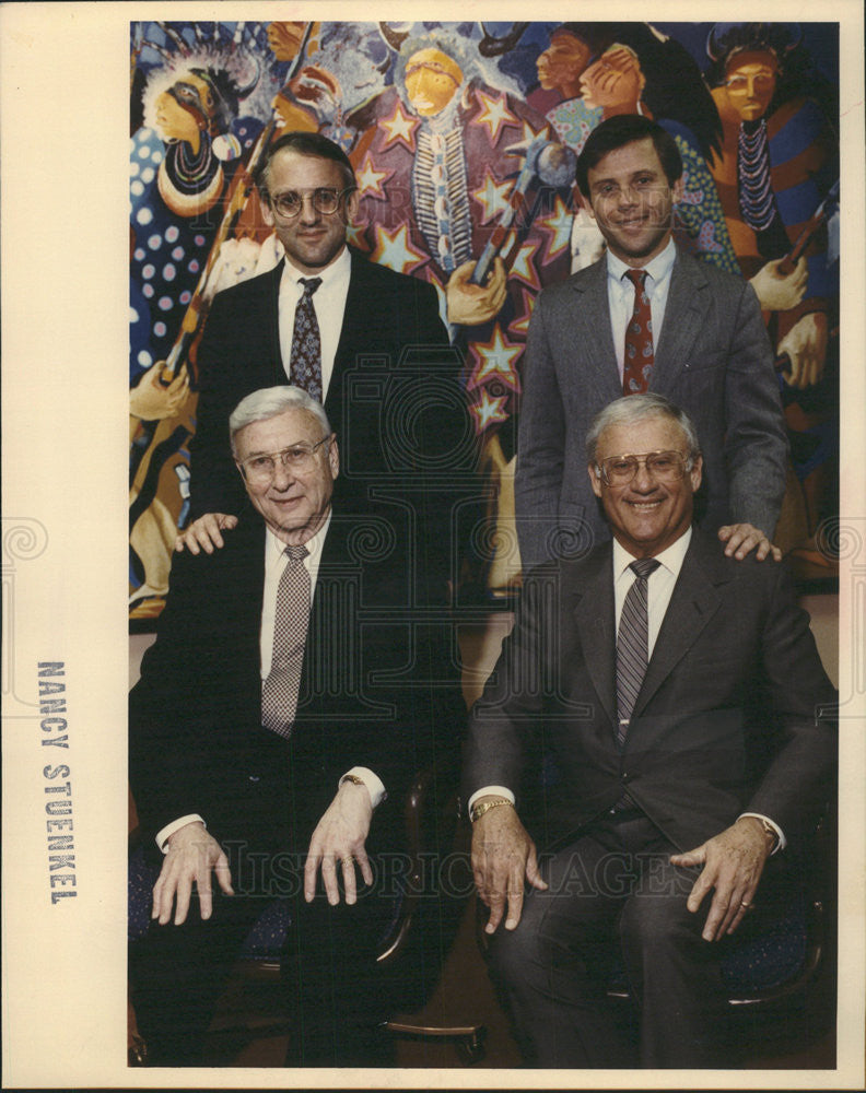 1991 Press Photo Bankers Jeffrey ad Bruce Taylor - Historic Images