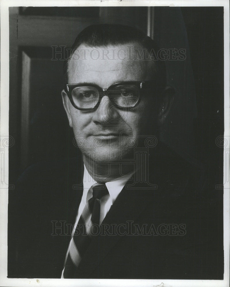 1969 Press Photo GEORGE F. MCDONNELL VICE PRESIDENT CONTINENTAL CASUALTY CO. - Historic Images