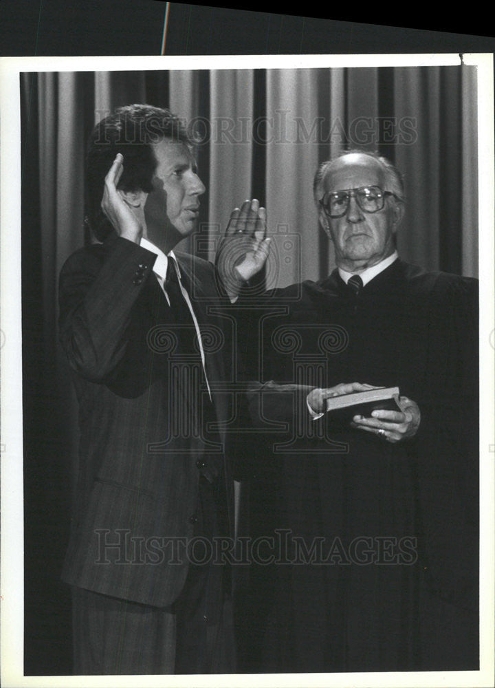 1986 Press Photo Garry Emmanuel Shandling Tonight Show Johnny Carson - Historic Images