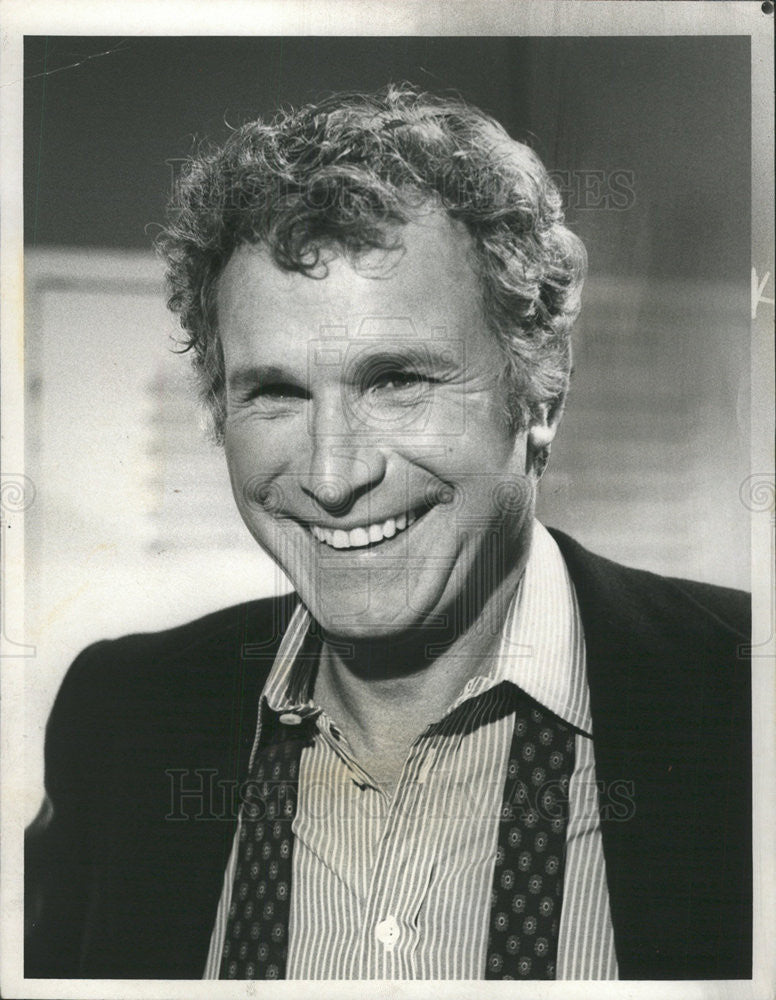 1981 Press Photo Wayne Rogers on&quot; House Call&quot; - Historic Images