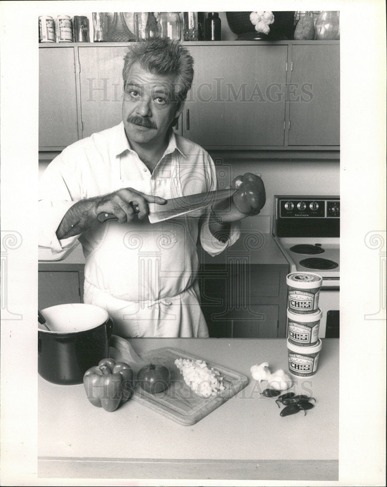 1988 Press Photo Fred Winston American Chef Cookery Show Host Chicago Illinois - Historic Images