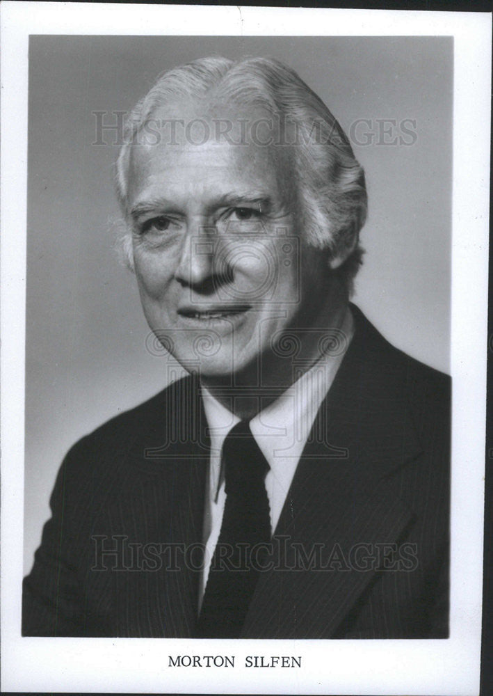 1974 Press Photo Morton Silfen American Real Estate Executive Builder - Historic Images