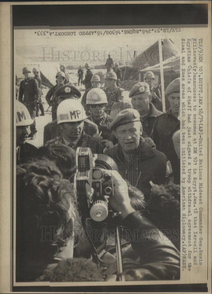 1974 Press Photo Ensio Siilasvuo Finnish Major General Commander United Nations - Historic Images