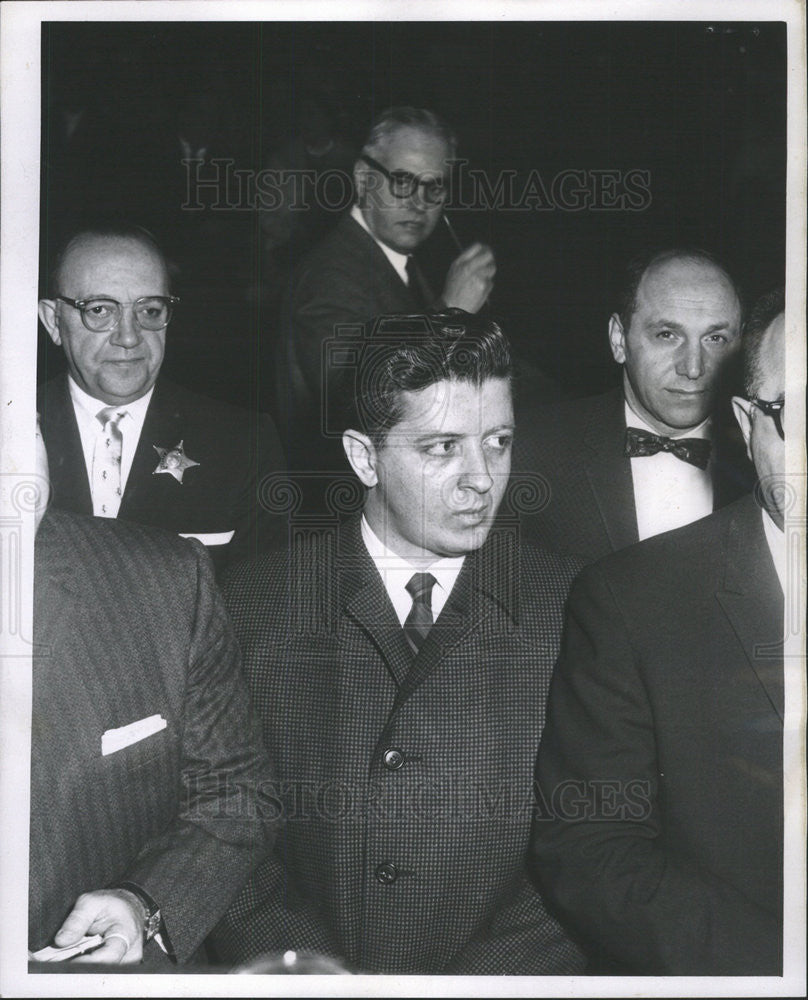 1960 Press Photo William Peppas Safety Box Scandal Criminal Court Building - Historic Images