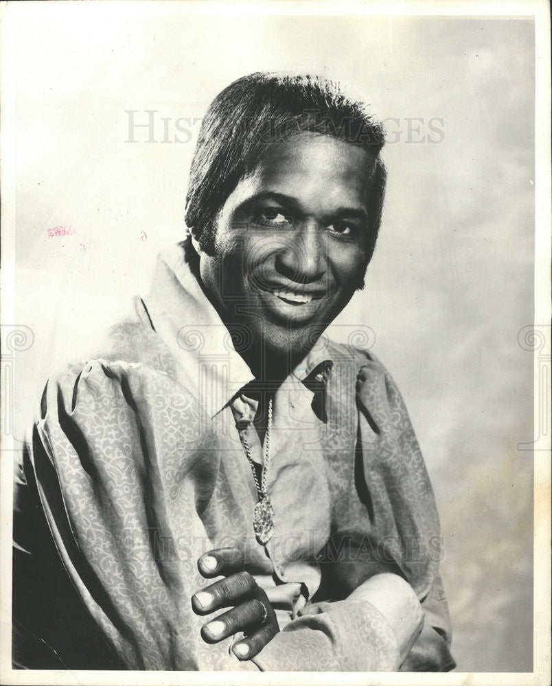 1976 Press Photo Lovelace Watkins Las Vegas Singer Performer Chicago Illinois - Historic Images