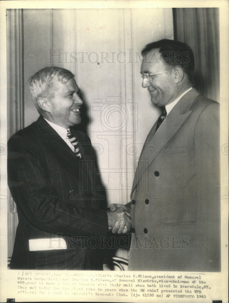 1943 Press Photo Charles E. Wilson President of General Masters Corp and Charile - Historic Images