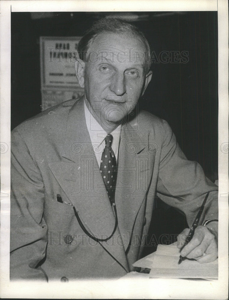 1943 Press Photo Governor Henry F Schricker - Historic Images