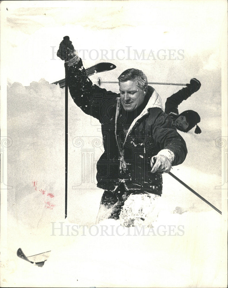 1965 Press Photo Soft Landing for Charles H. Percy and his Son. - Historic Images