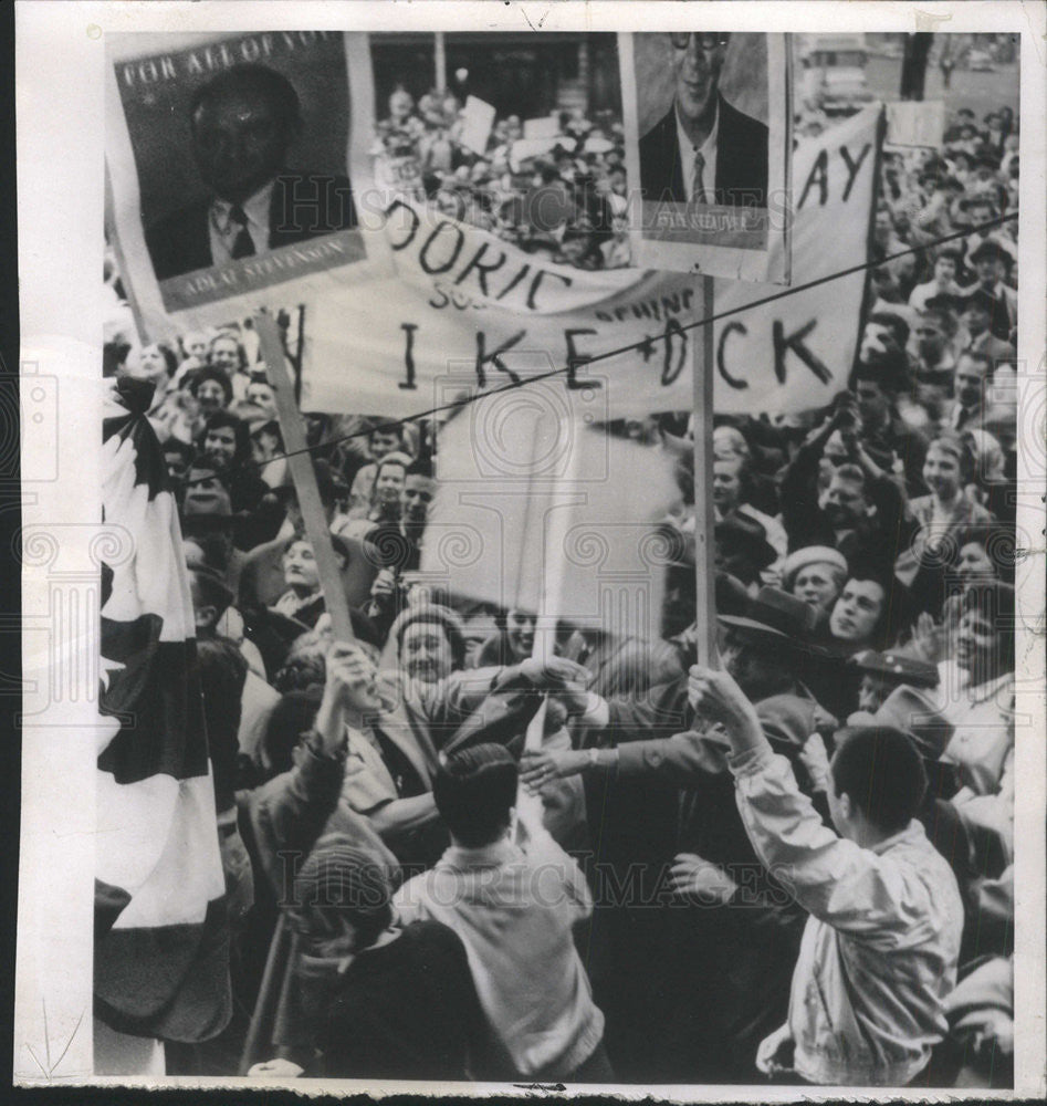 1956 Press Photo Eisenhower Nixon Fans Riots Demonstrations Chicago Illinois - Historic Images