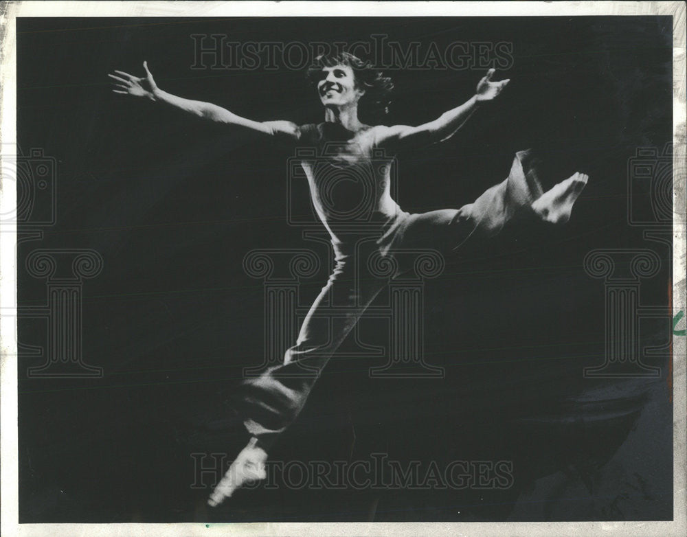 1982 Press Photo Dancer Choreographer Bill Evans Chicago - Historic Images