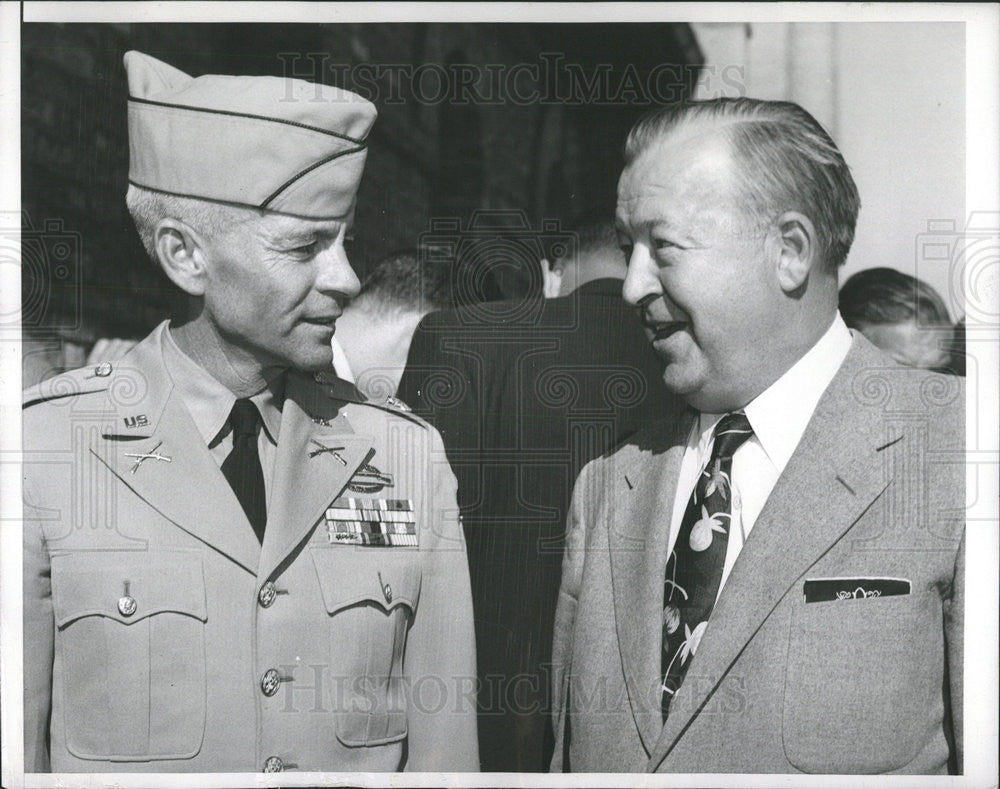 1954 Press Photo Col. Harry Fleming and Attorney Alfred La France - Historic Images