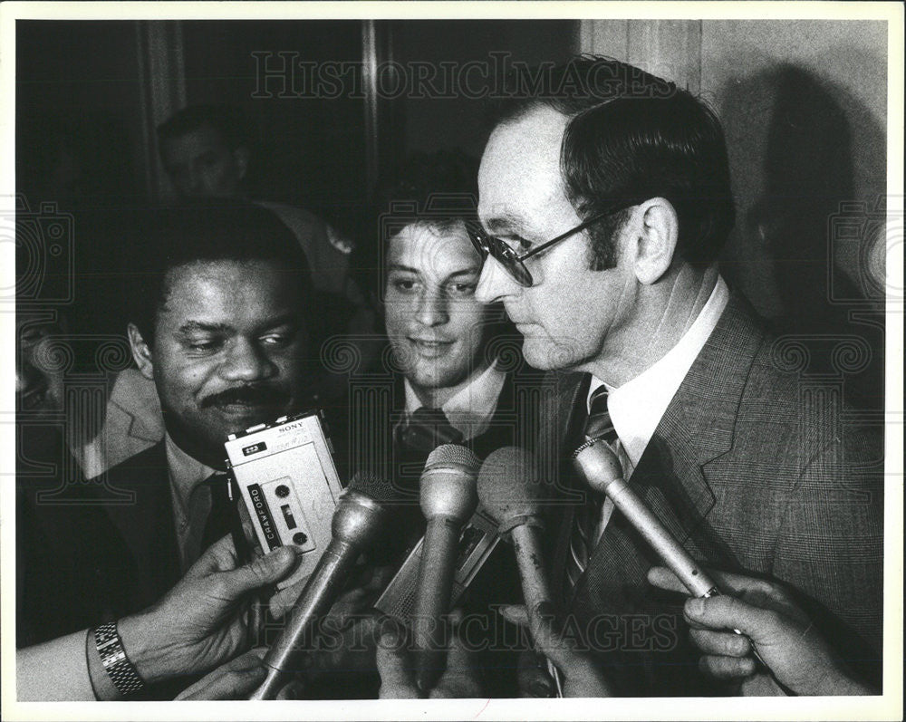 Press Photo Lester Dickinson Commissioner of Streets and Sanitation Chicago IL - Historic Images