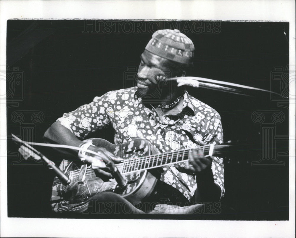 1973 Press Photo Taj Mahal American Grammy Winning Blues Musician - Historic Images