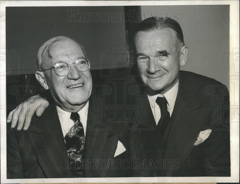 1944 Press Photo Sen Robert Wagner with Judge Jeremiah Mahoney - Historic Images