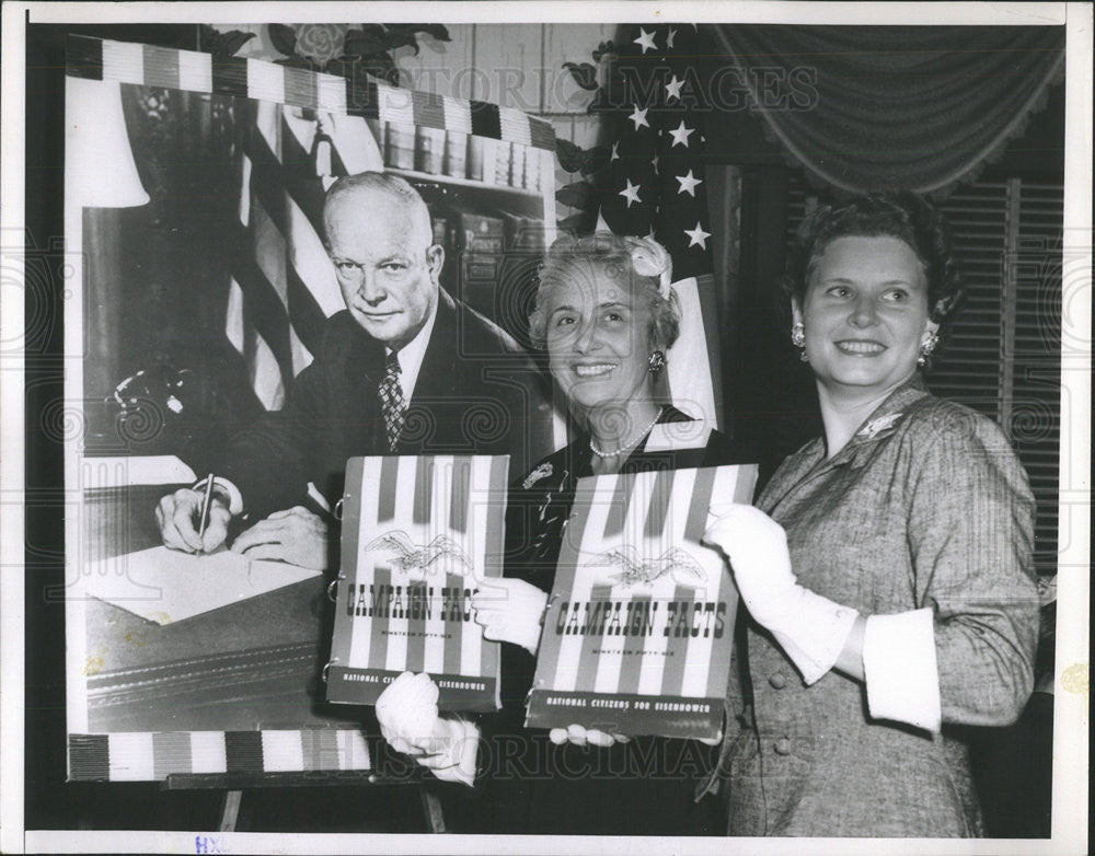 1956 Press Photo Mrs. B. Botsford Young And Mrs. Robert C. Meissner For Ike - Historic Images