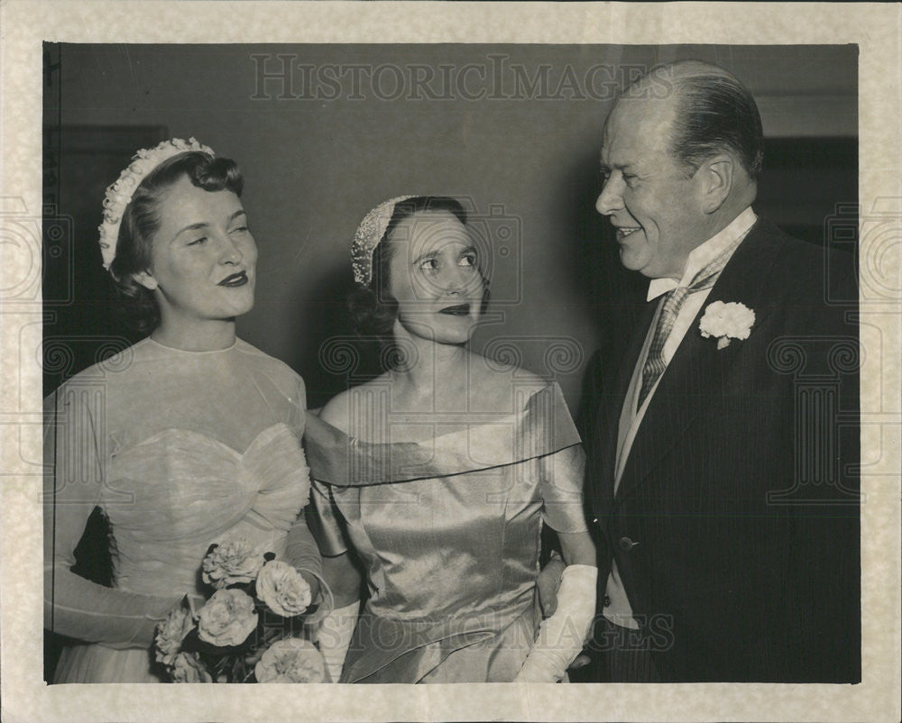 Press Photo Mrs Robert E Cantwell III Matron Honor Mrs Henry Gross Grooms Mother - Historic Images