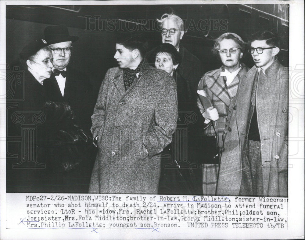 1953 Press Photo Family of Sen Robert  M Follette who suicided - Historic Images