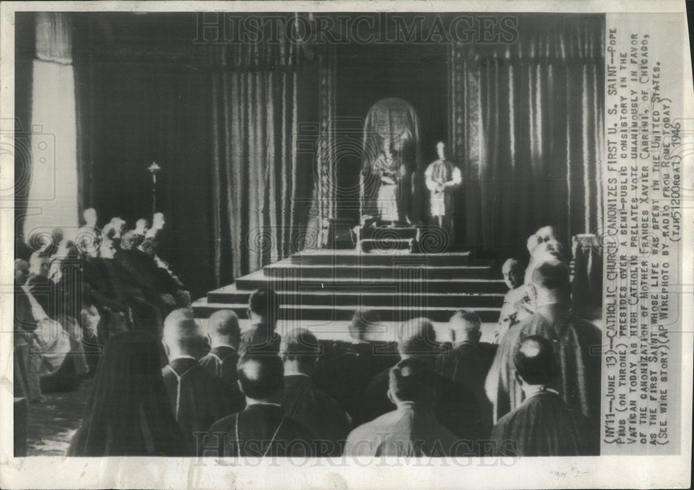 1946 Press Photo Pope Pius Persides over a Semi-Public Consistory in the Vatican - Historic Images