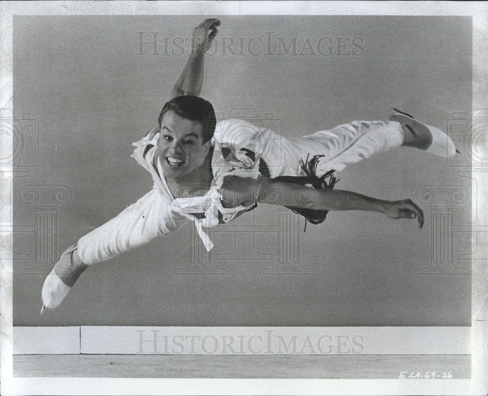 1969 Press Photo Cliff McArdle Canadian Ice Capades Champion - Historic Images