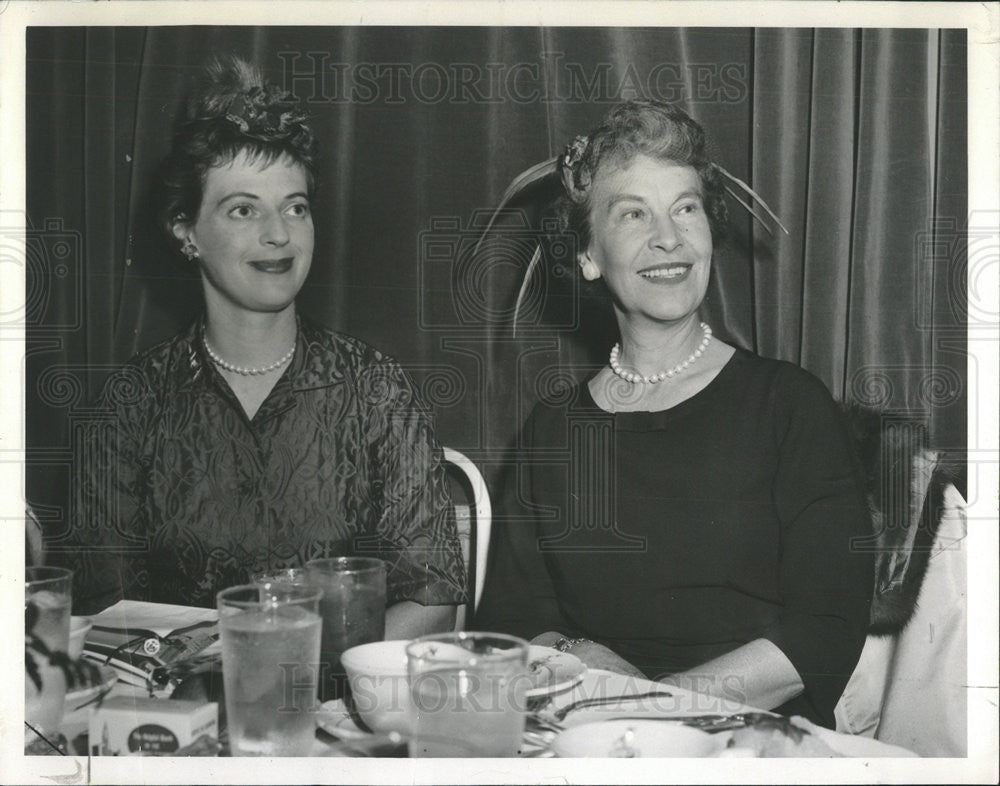 1959 Press Photo Mrs William Beck Morse &amp; Mrs William A. Patterson - Historic Images