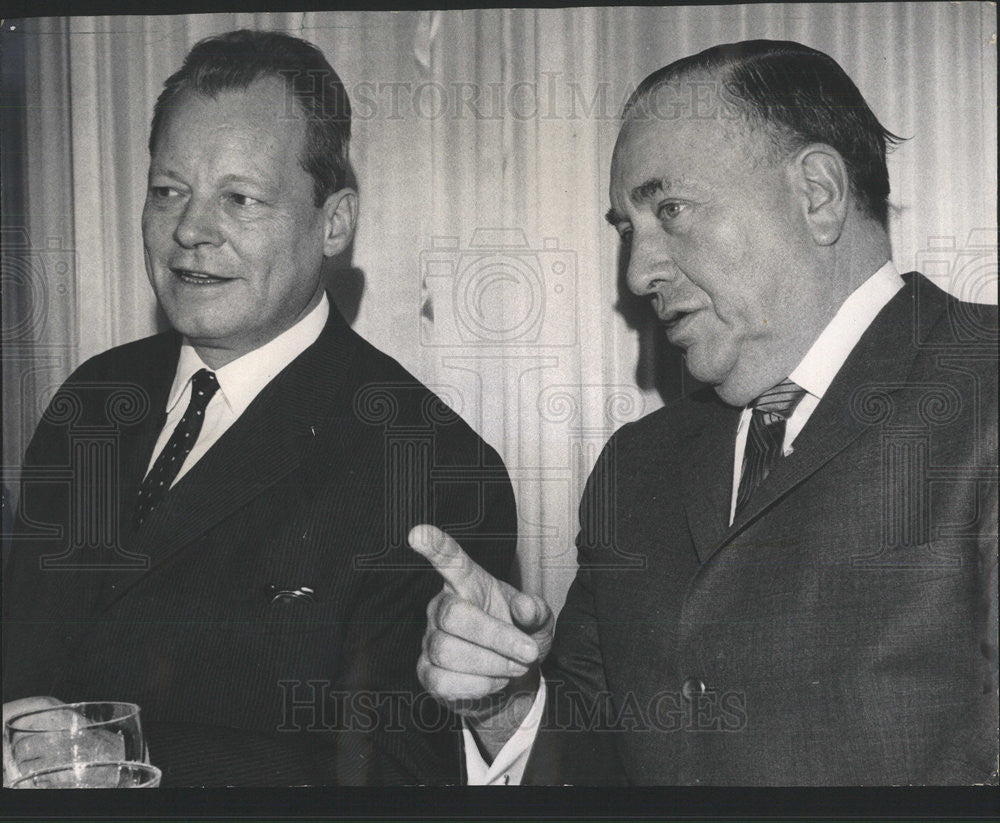 1967 Press Photo West Berlin Politician Willy Brandt &amp; Chicago City Mayor Daley - Historic Images