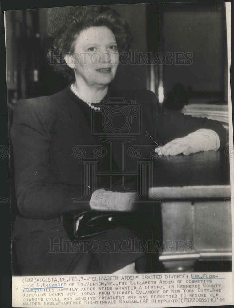 1944 Press Photo Florence Evlanoff Elizabeth Arden Cosmetics Founder Divorce - Historic Images