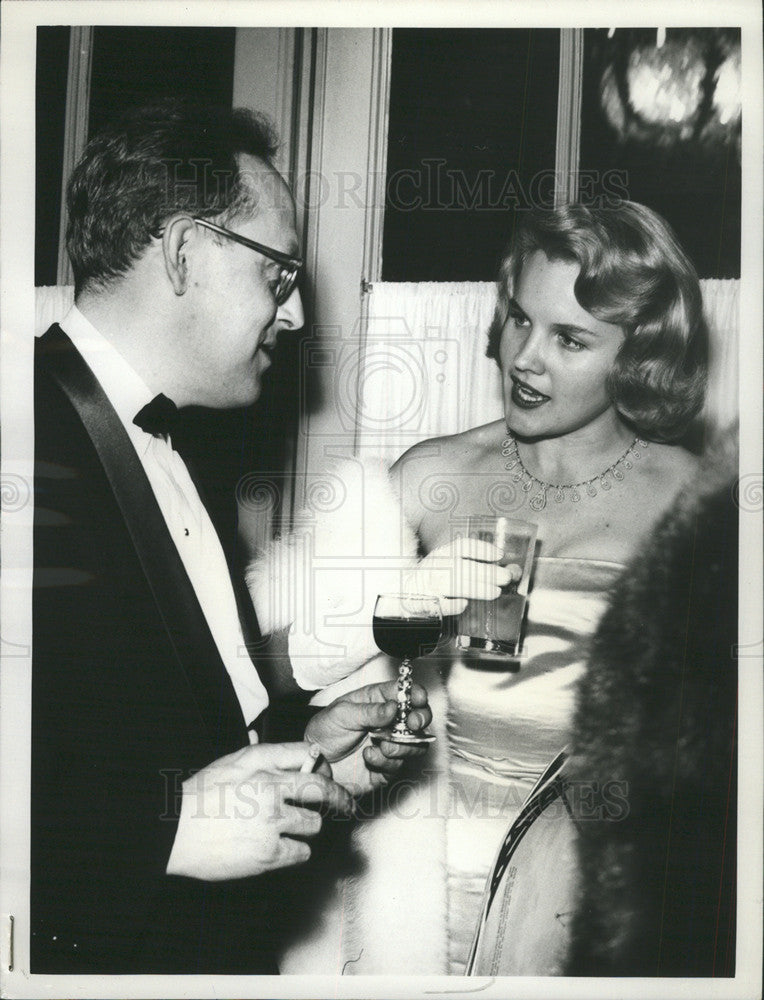 1959 Press Photo Carol Baler American Actress Starring The Cranee Are Flying - Historic Images