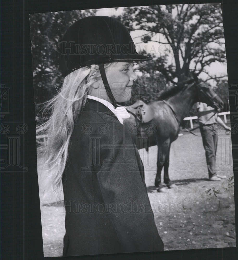 1962 Press Photo Kim Pinkert Dunham Woods Horse Show - Historic Images