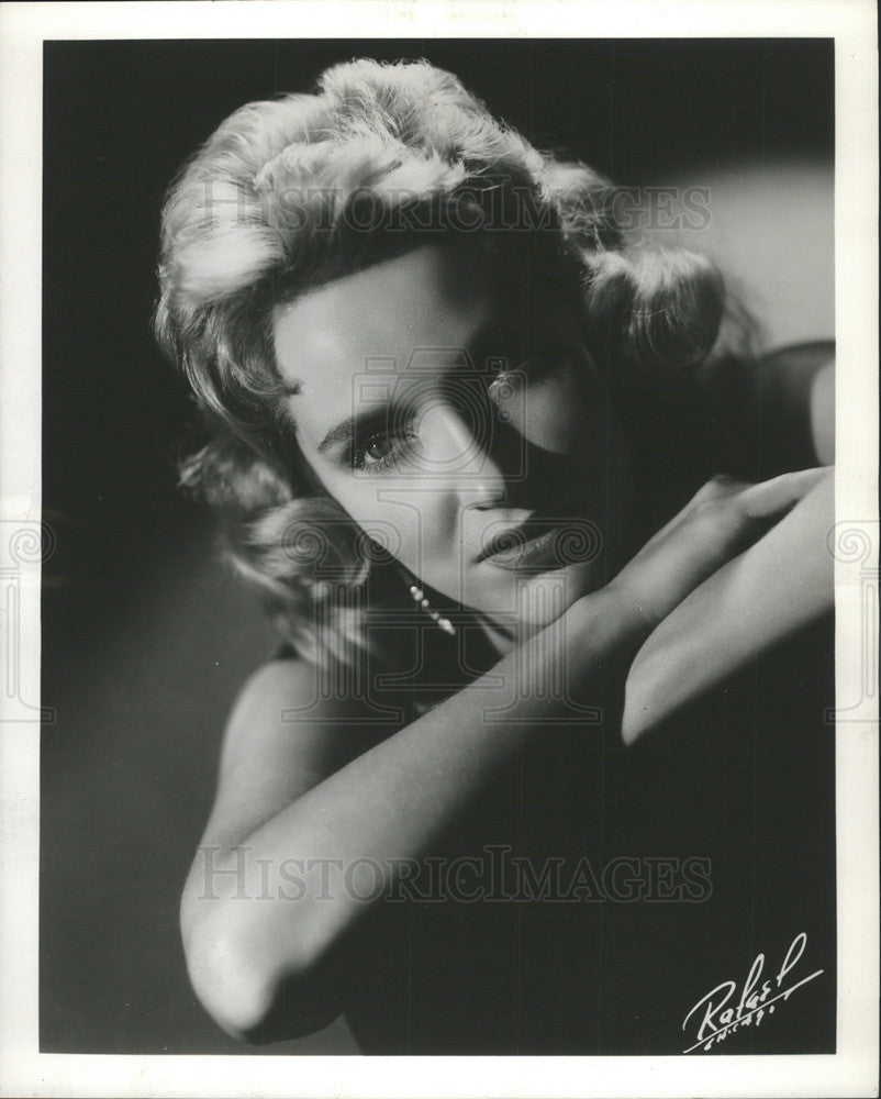 1961 Press Photo Joyce Mauer Singer Pianist Bon Charles Restaurant - Historic Images