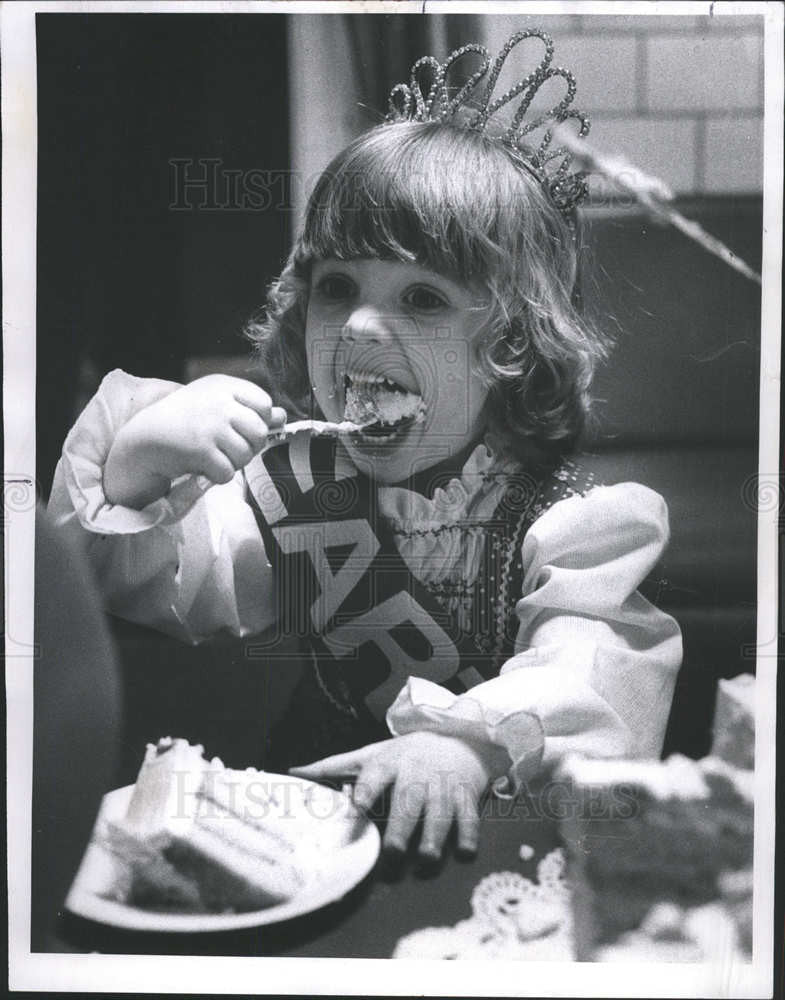 1977 Press Photo Caryl Maurer Chicago Heart Assn princess - Historic Images