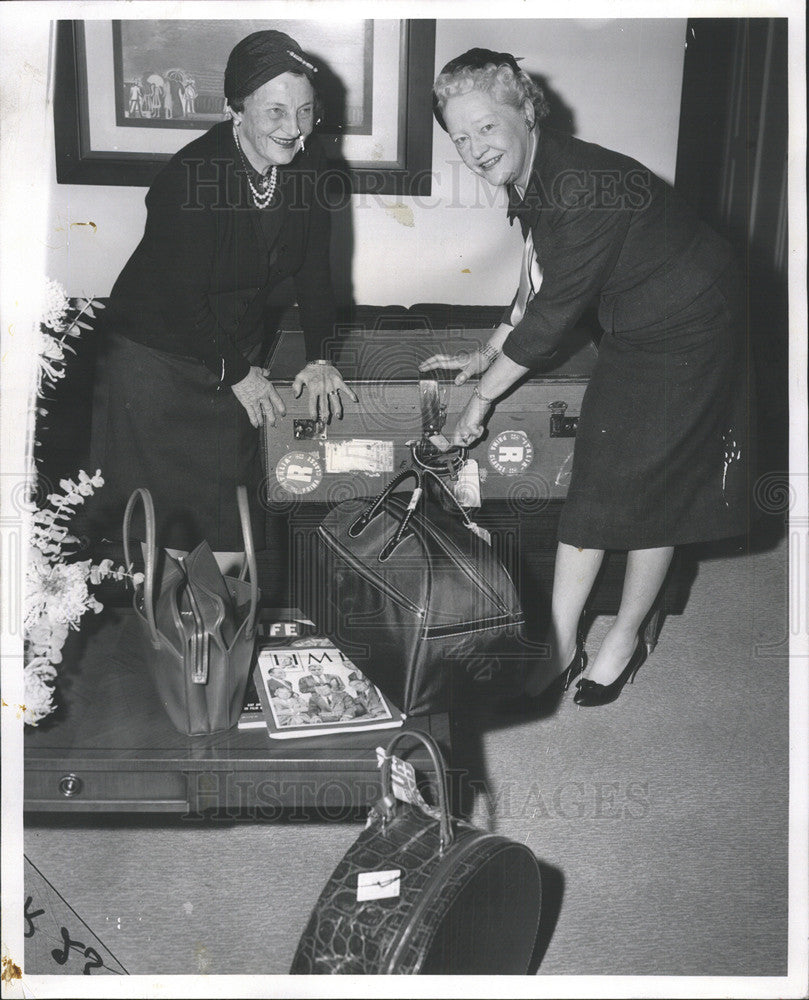 1958 Press Photo Mrs William Ragland and Mrs Charles D. Frey - Historic Images