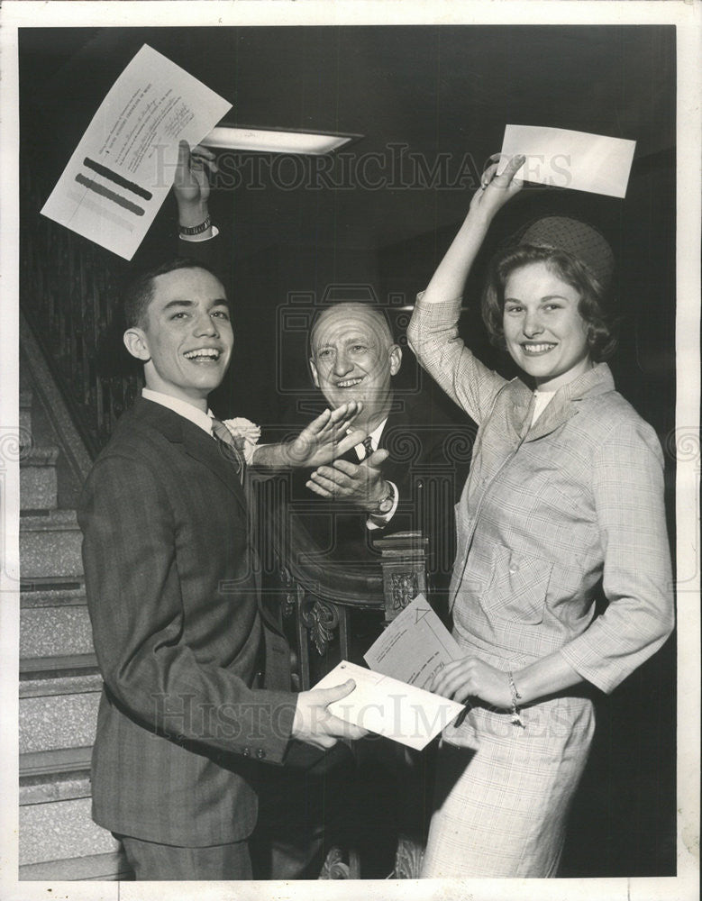 1961 Press Photo William H. Huffing Penelope Yager Dr. Fred Repogle YMCA - Historic Images