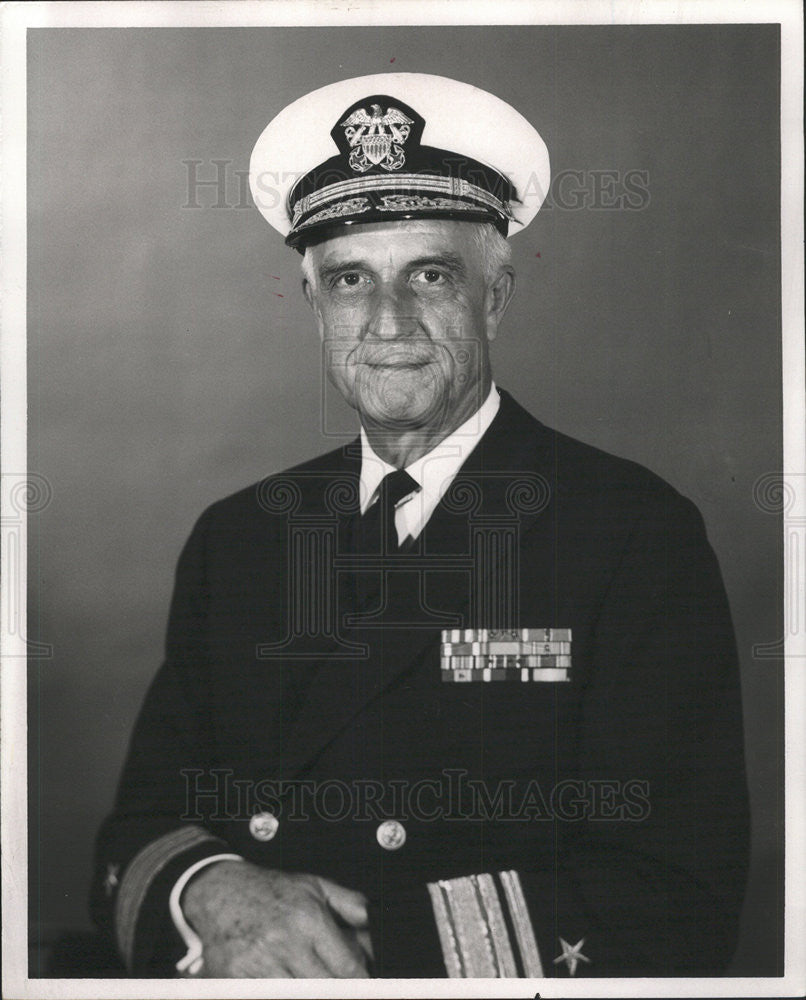 1986 Press Photo Rear Adm.Henry A. Renken - Historic Images