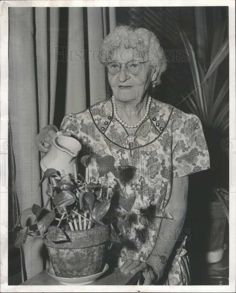 1959 Press Photo Mrs Fanny Piper 101 Years Old - Historic Images