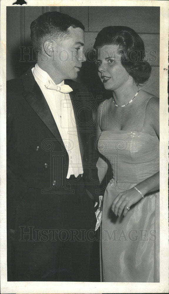 1963 Press Photo Sharon Pirie Harold f. o&#39;connel Jr formal party - Historic Images