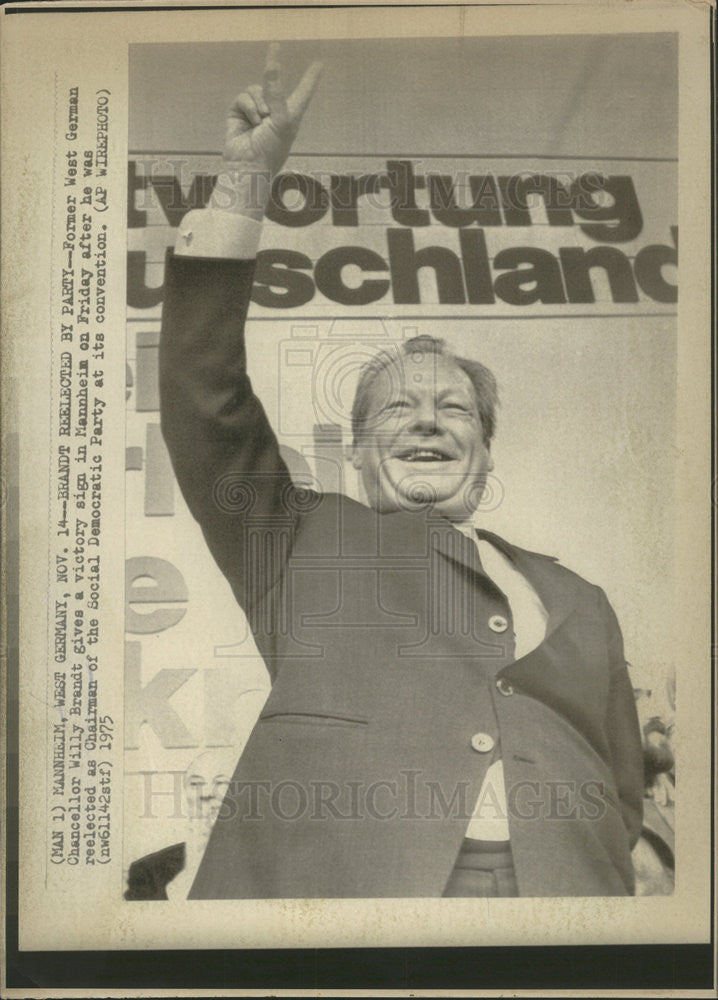 1975 Press Photo Willy Brandt West German Chancellor Social Democratic Chairman - Historic Images