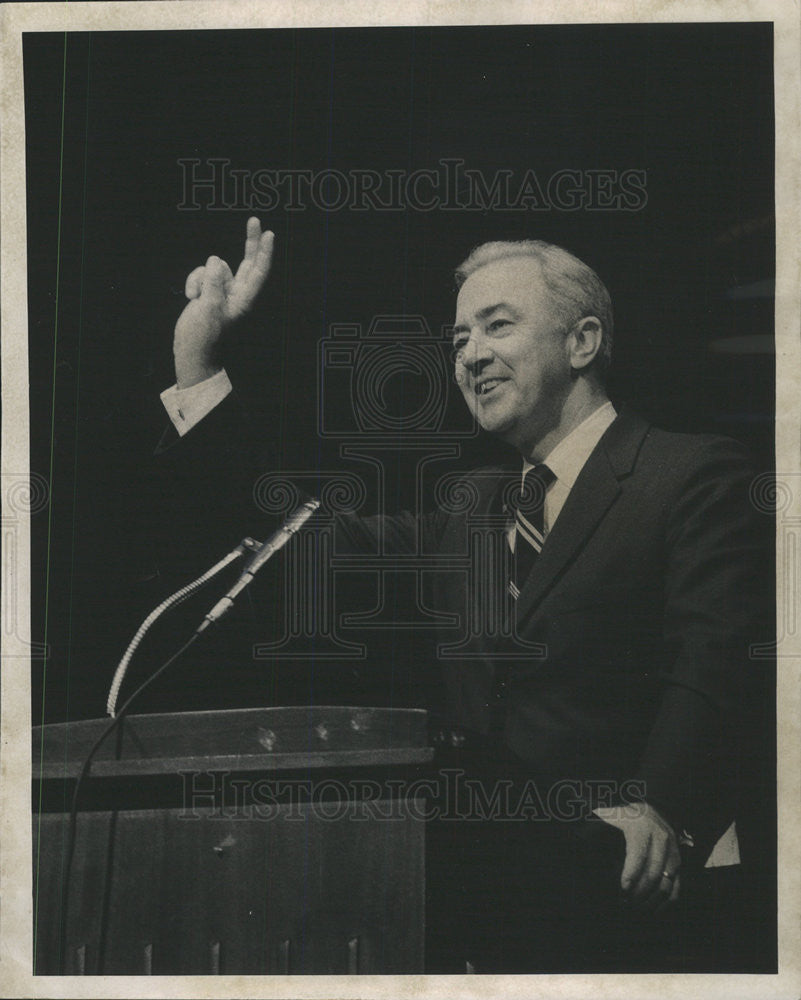 1988 Press Photo Senator Eugene J. McCarthy Auditorium Theater Speaker - Historic Images