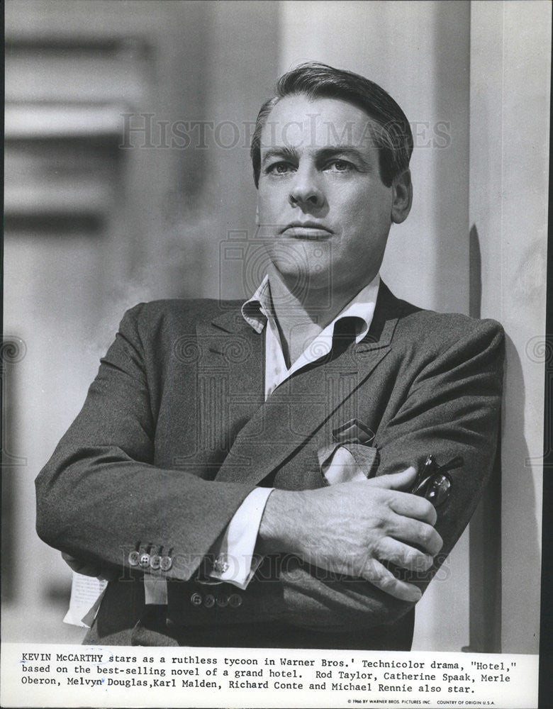 1967 Press Photo Kevin McCarthy American Stage TV Film Actor "Hotel" Drama - Historic Images