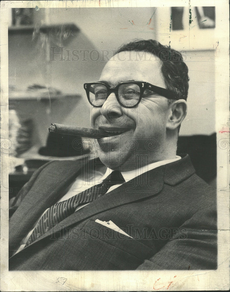 1963 Press Photo Candids of Art Buchwald Syndicated Columnist for the Sun-Times - Historic Images